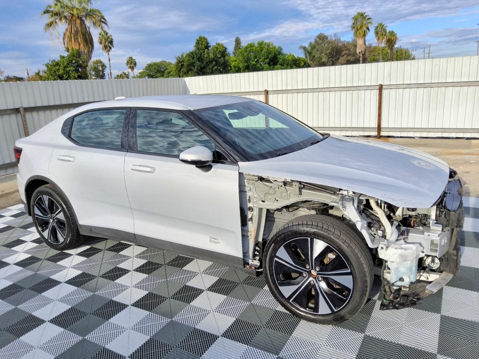 2023 Polestar 2 VIN YSMEG3KA7PL142447 COPART salvage auction — FRONT END, Ca - Certificate Of Title, sold $6,300 on 2026-09-14 (photo 4)