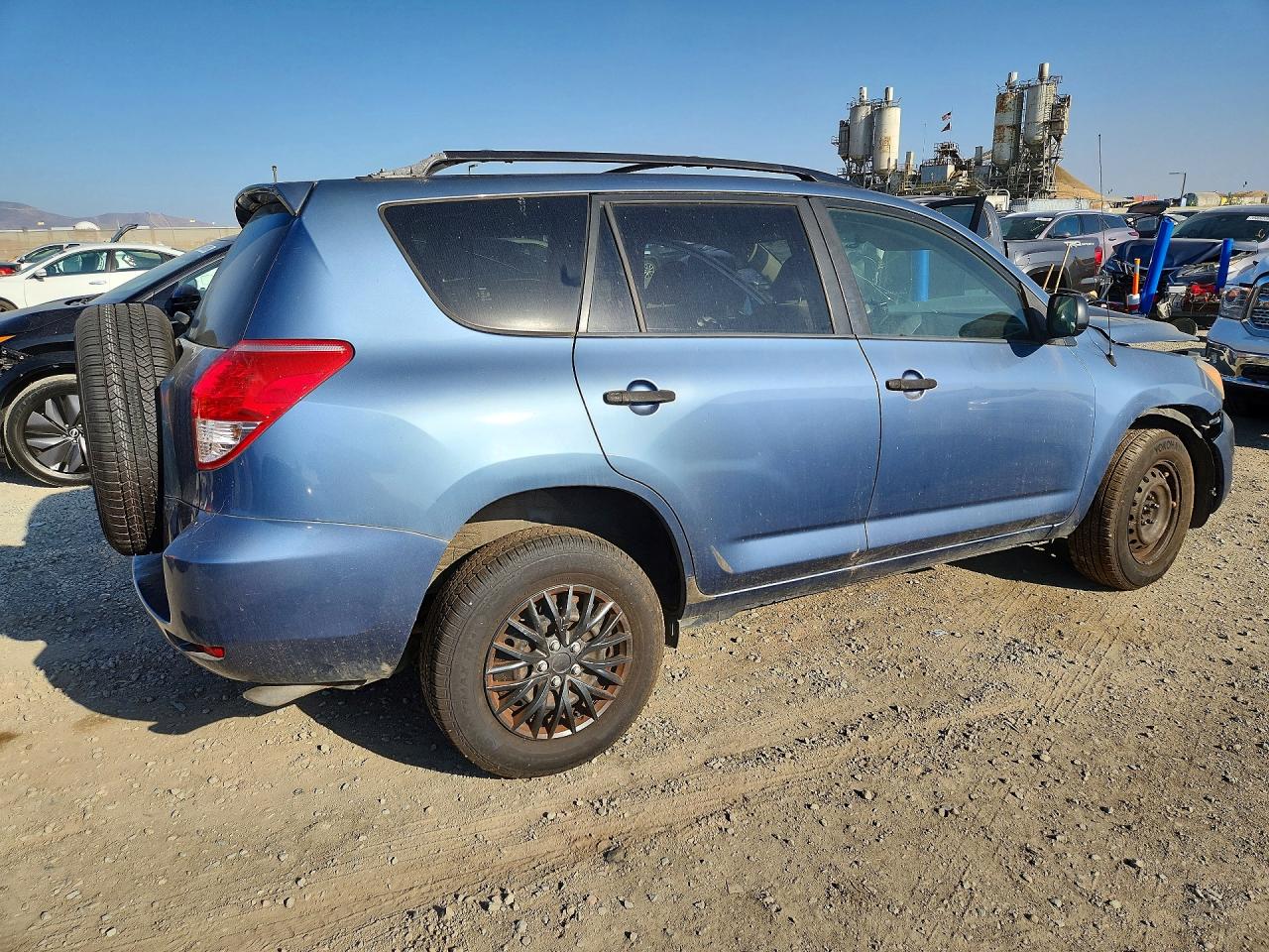 2007 Toyota RAV4 VIN JTMZD33V076042924 COPART salvage auction — Front End, CA - DIS/DLR/EXP ONLY CLEAN TITLE, sold $850 on 2026-10-02 (photo 3)