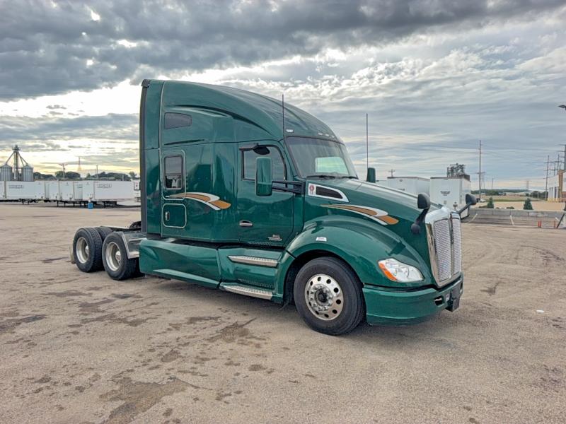 2021 Kenworth T680 VIN 1XKYDP9X6MJ469212 — COPART salvage auction photo