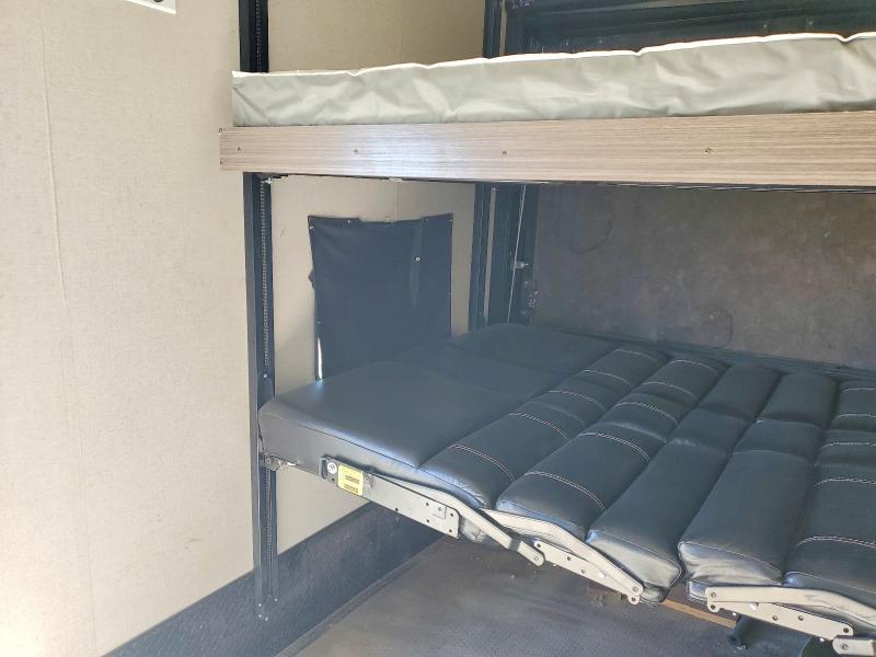 2019 Frrv Trailer VIN 5ZT2ANVB6K7018637 COPART salvage auction — REAR END, UT - SALVAGE CERTIFICATE, sold $10,200 on 2026-10-01 (photo 6)