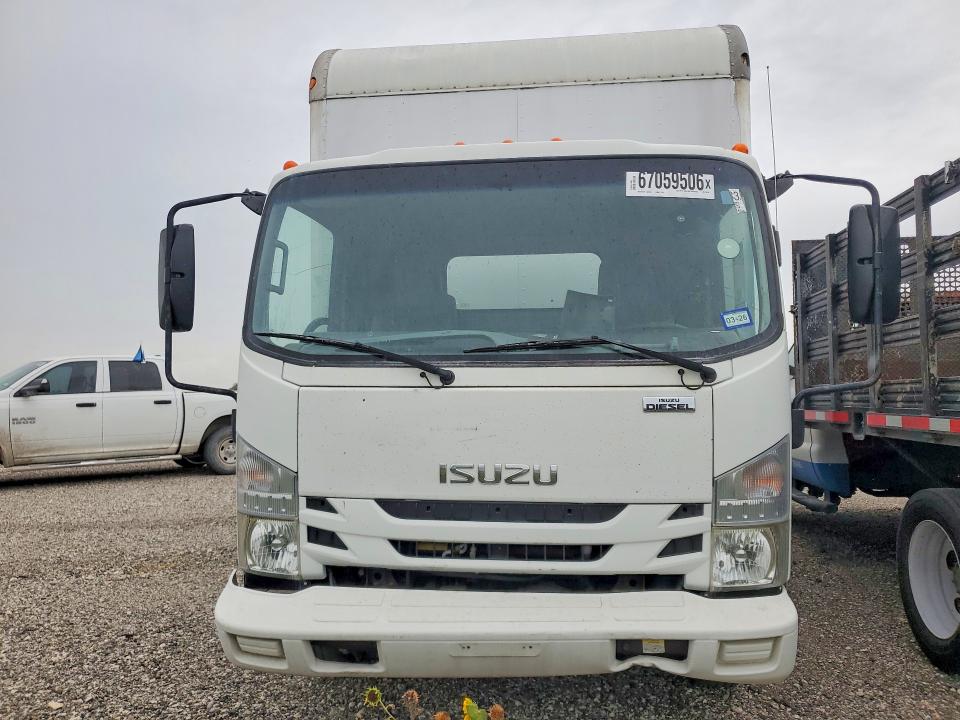 2017 Isuzu Npr VIN JALC4W16XH7003190 COPART salvage auction — STRIPPED, In - Certificate Of Title, sold $10,000 on 2026-09-24 (photo 5)