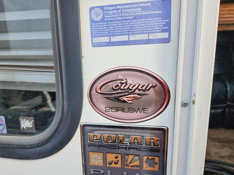 2013 Keystone Cougar VIN 4YDT25R28DC502720 COPART salvage auction — FRONT END, AK - BILL OF SALE- SALVAGE, sold $2,950 on 2026-10-13 (photo 8)