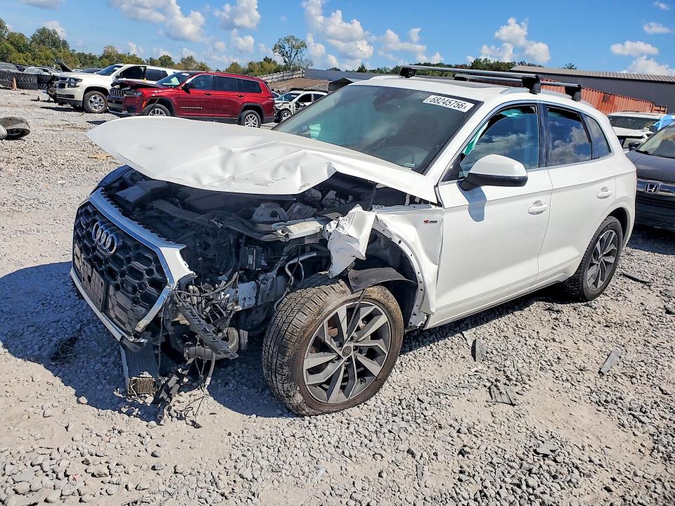 2024 Audi Q5 VIN WA1EAAFY1R2065666 COPART salvage auction — FRONT END, Salvage Title, sold $7,800 on 2026-10-13 (photo 1)