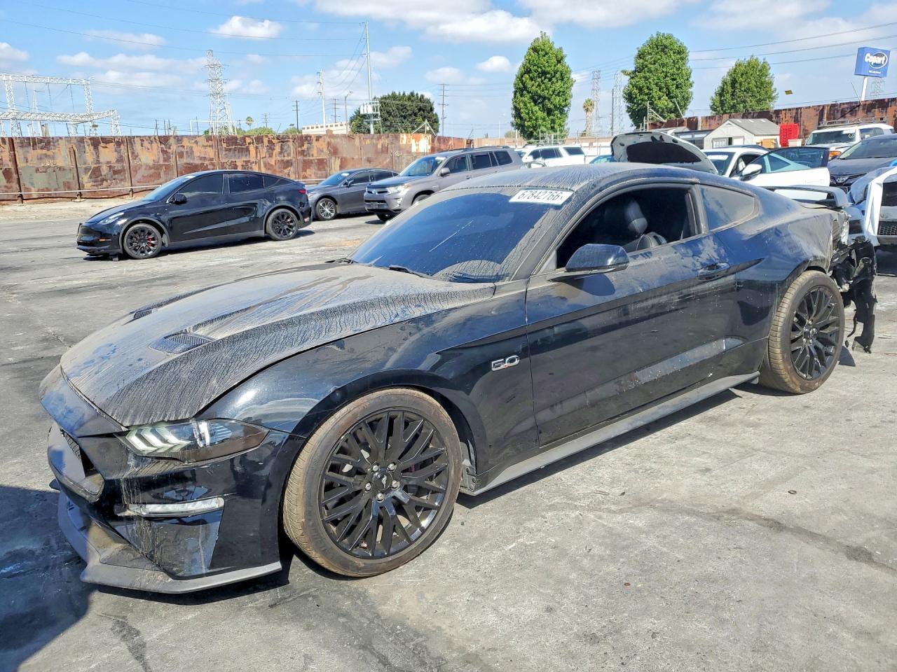 2019 Ford Mustang VIN 1FA6P8CF2K5161353 — COPART salvage auction photo