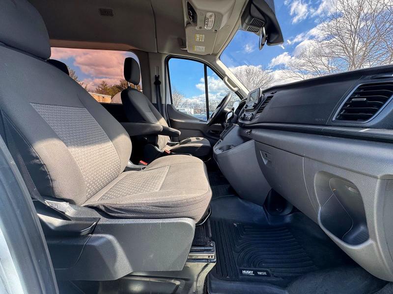 2020 Ford Transit VIN 1FBAX2C83LKA43287 COPART salvage auction — NORMAL WEAR, Ny - Certificate Of Title, sold $12,900 on 2026-10-07 (photo 5)