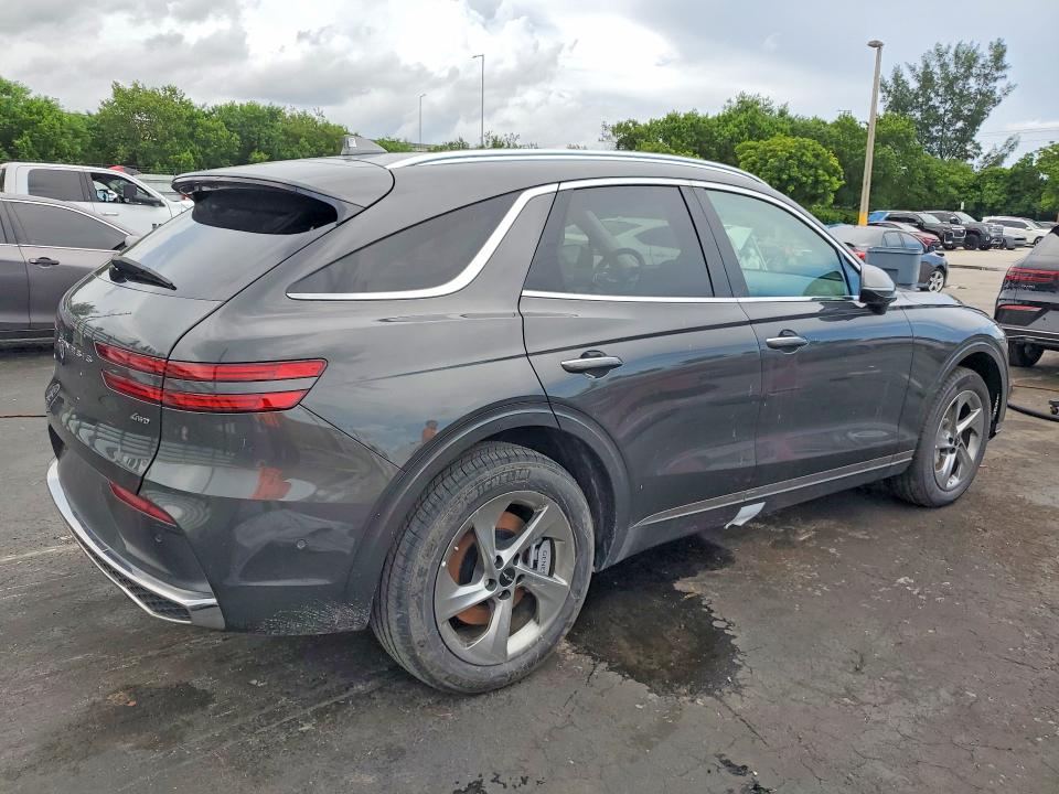 2026 Genesis Gv70 VIN KMUMBDTBXTU238836 COPART salvage auction — WATER/FLOOD, Mi - Cert Of Title-Salvage Flood, sold $9,600 on 2026-09-09 (photo 3)
