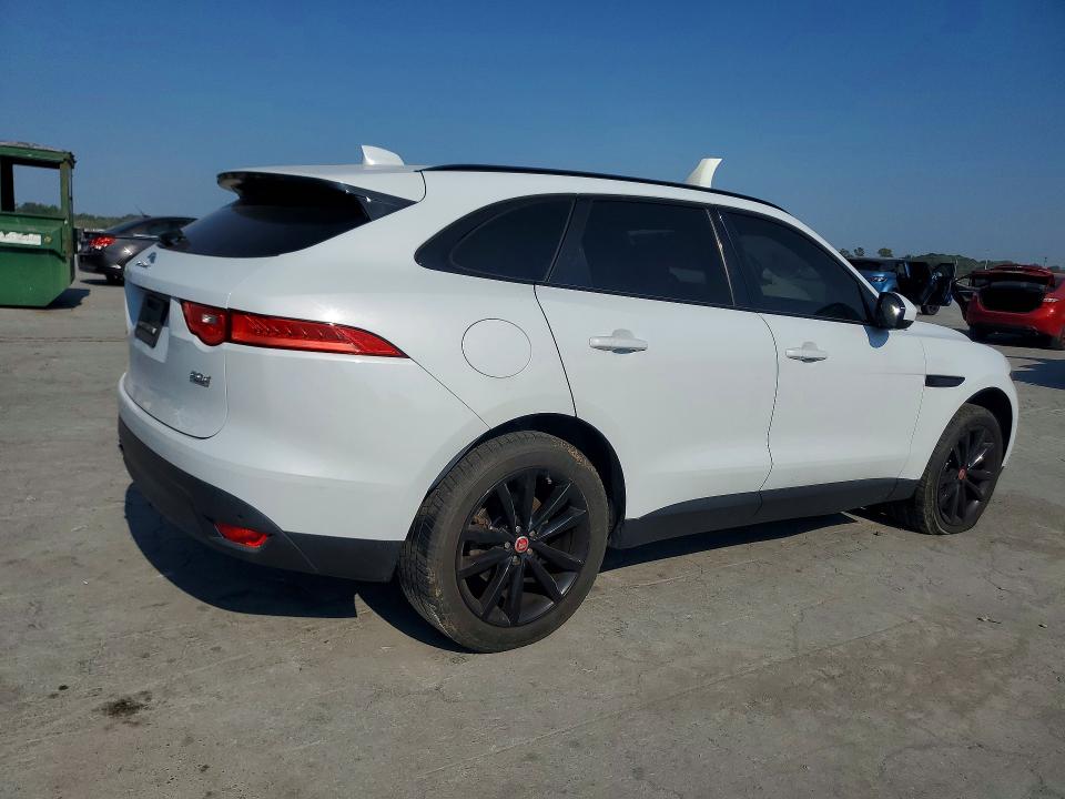 2017 Jaguar F-pace VIN SADCK2BN5HA891084 COPART salvage auction — MINOR DENT/SCRATCHES, TN - CERTIFICATE OF TITLE, sold $1,950 on 2026-09-28 (photo 3)
