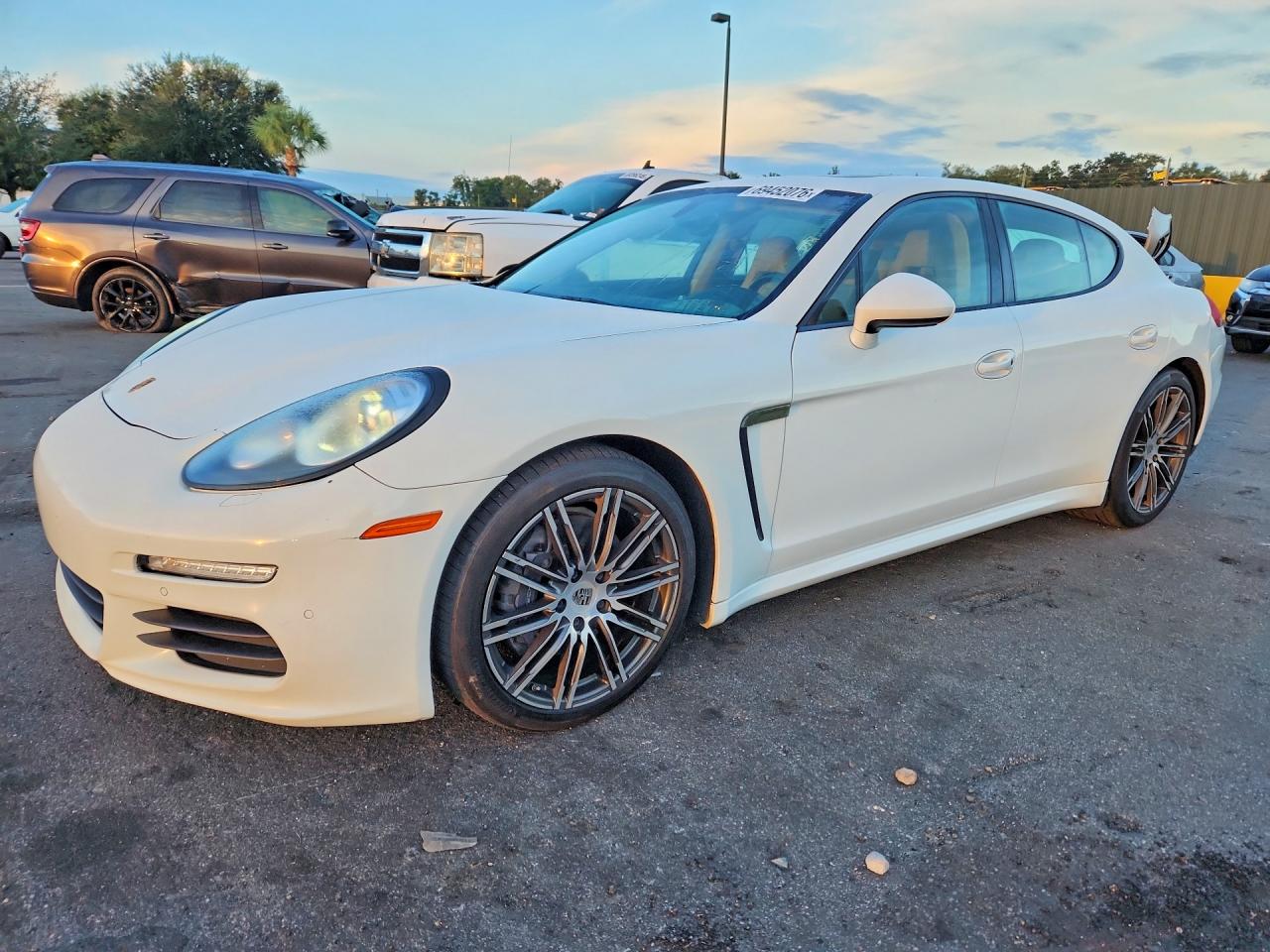 2015 Porsche Panamera VIN WP0AA2A75FL004562 — COPART salvage auction photo