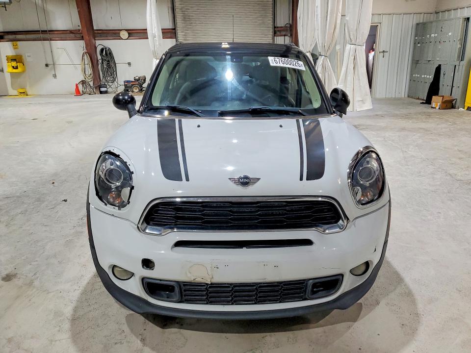 2014 Mini Cooper VIN WMWSS7C5XEWN72181 COPART salvage auction — MINOR DENT/SCRATCHES, Wv - Certificate Of Title (P), sold $0 on 2026-09-18 (photo 5)