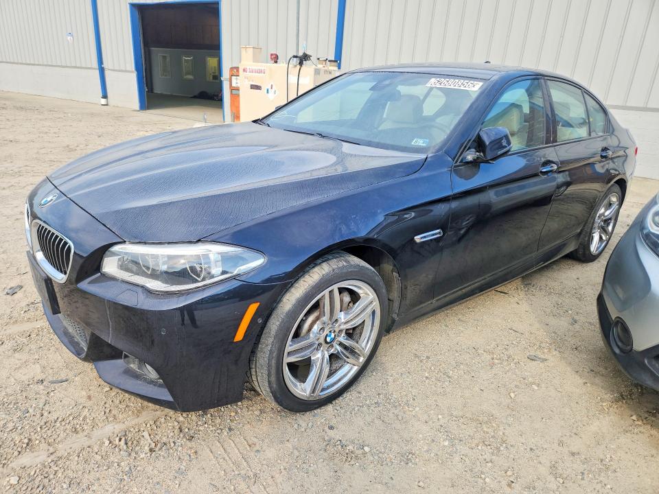 2016 BMW 5er VIN WBA5B3C57GG260564 — COPART salvage auction photo