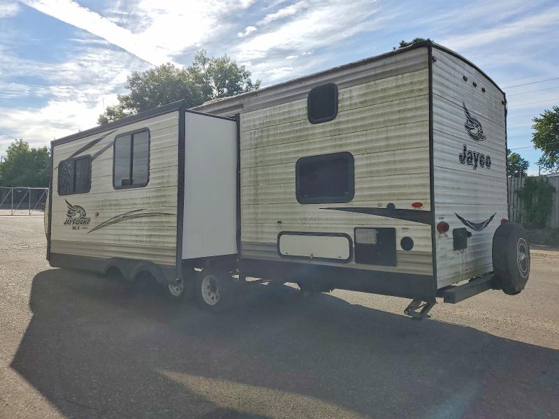 2017 Jayco Jay flight VIN 1UJBJ0BR6H17X0212 COPART salvage auction — HAIL, MN - CERT OF TITLE-SALVAGE, sold $4,100 on 2026-10-15 (photo 3)