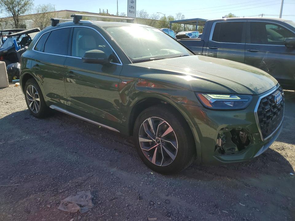 2025 Audi Q5 VIN WA1EAAFY2S2050180 COPART salvage auction — SIDE, Salvage Title, sold $21,700 on 2026-10-13 (photo 4)
