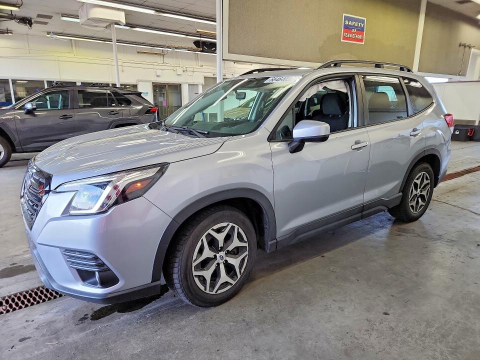 2023 Subaru Forester VIN JF2SKAEC8PH443683 — COPART salvage auction photo