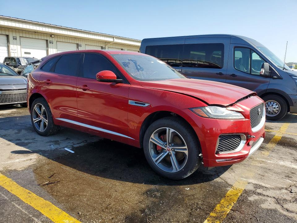 2017 Jaguar F-pace VIN SADCM2BV1HA056464 COPART salvage auction — FRONT END, Tx - Certificate Of Title, sold $3,650 on 2026-09-18 (photo 4)