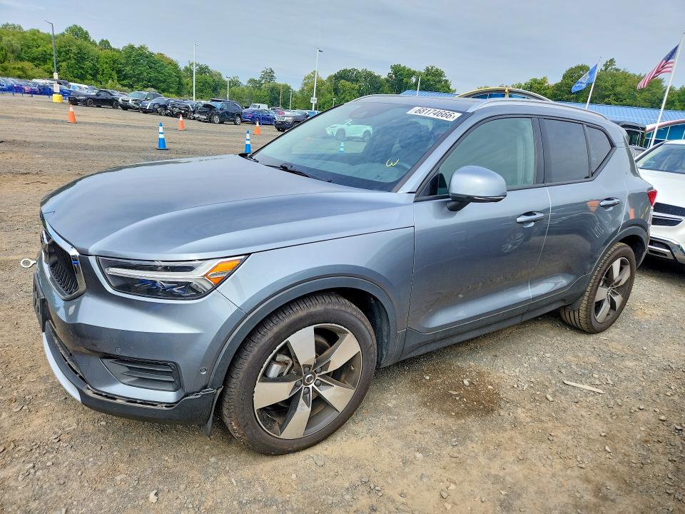 2019 Volvo Xc40 VIN YV4162UK0K2072394 — COPART salvage auction photo