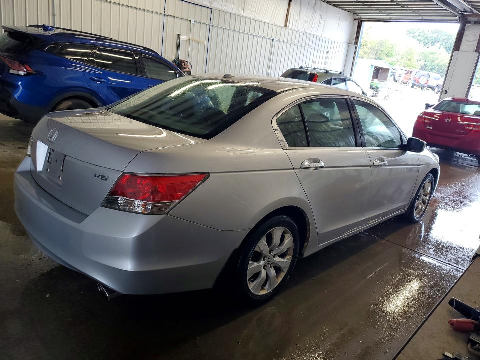 2008 Honda Accord VIN 1HGCP36868A063277 COPART salvage auction — NORMAL WEAR, PA - CERT OF TITLE, sold $780 on 2026-09-26 (photo 3)