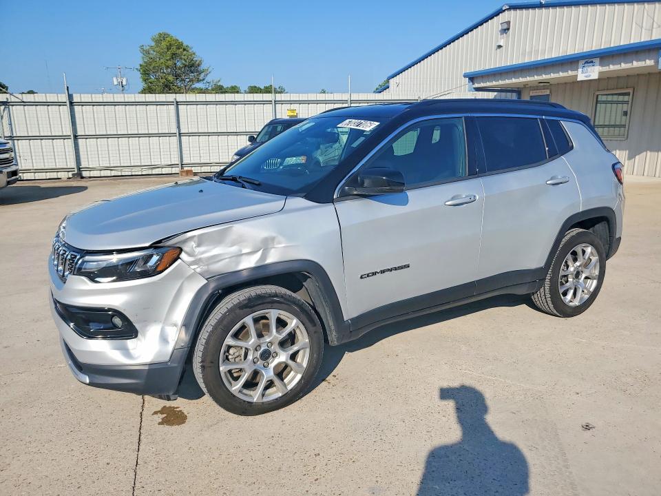 2025 Jeep Compass VIN 3C4NJDCNXST513411 — COPART salvage auction photo