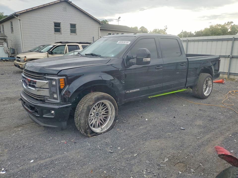 2017 Ford F250 VIN 1FT7W2BT0HEC93400 — COPART salvage auction photo