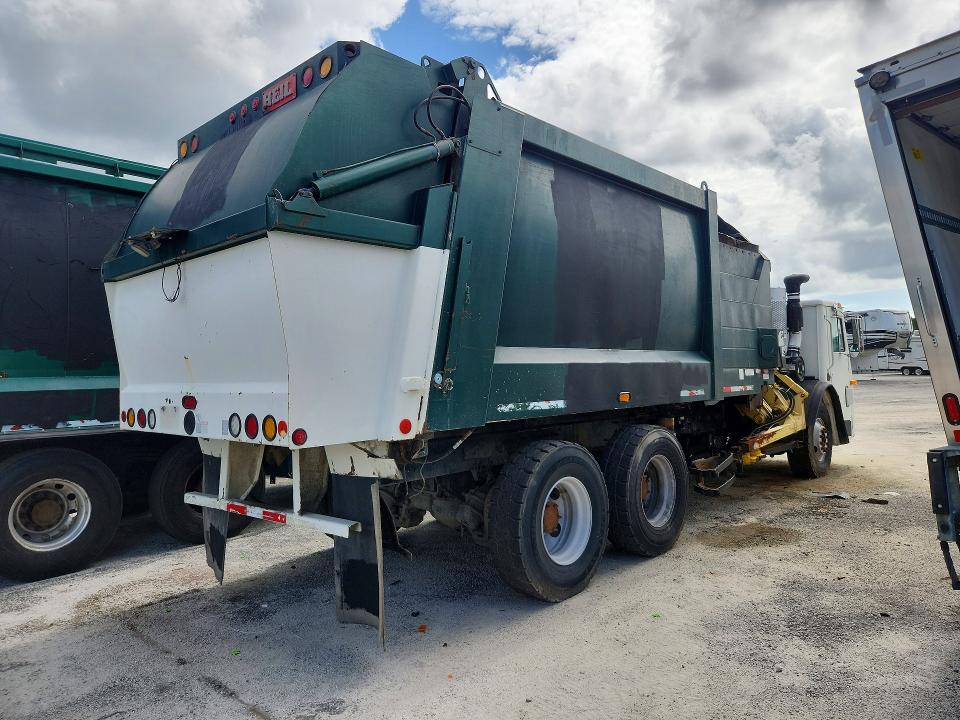 2016 Mack Leu613 VIN 1M2AU04C6GM060411 COPART salvage auction — FRONT END, FL - CERTIFICATE OF DESTRUCTION, sold $1,550 on 2026-10-01 (photo 3)