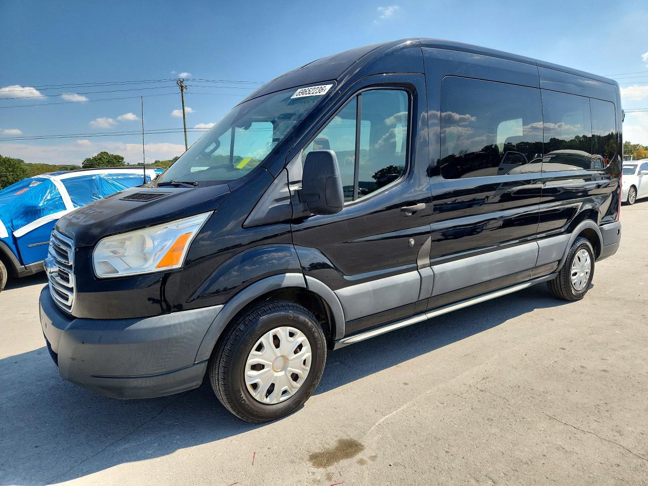 2017 Ford Transit VIN 1FBAX2CG8HKA67292 — COPART salvage auction photo