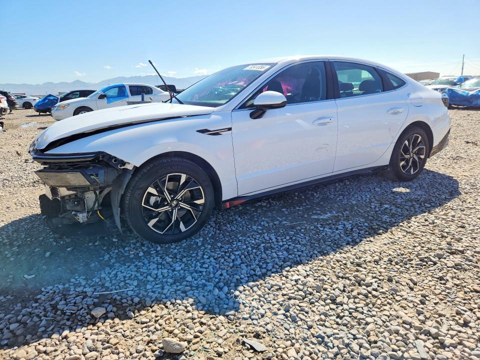 2025 Hyundai Sonata VIN KMHL64JA8SA472644 — COPART salvage auction photo