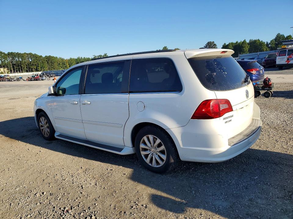 2012 Volkswagen Routan VIN 2C4RVABG0CR135983 COPART salvage auction — MECHANICAL, SC - DEALER ONLY CLEAN TITLE, sold $0 on 2026-10-02 (photo 2)