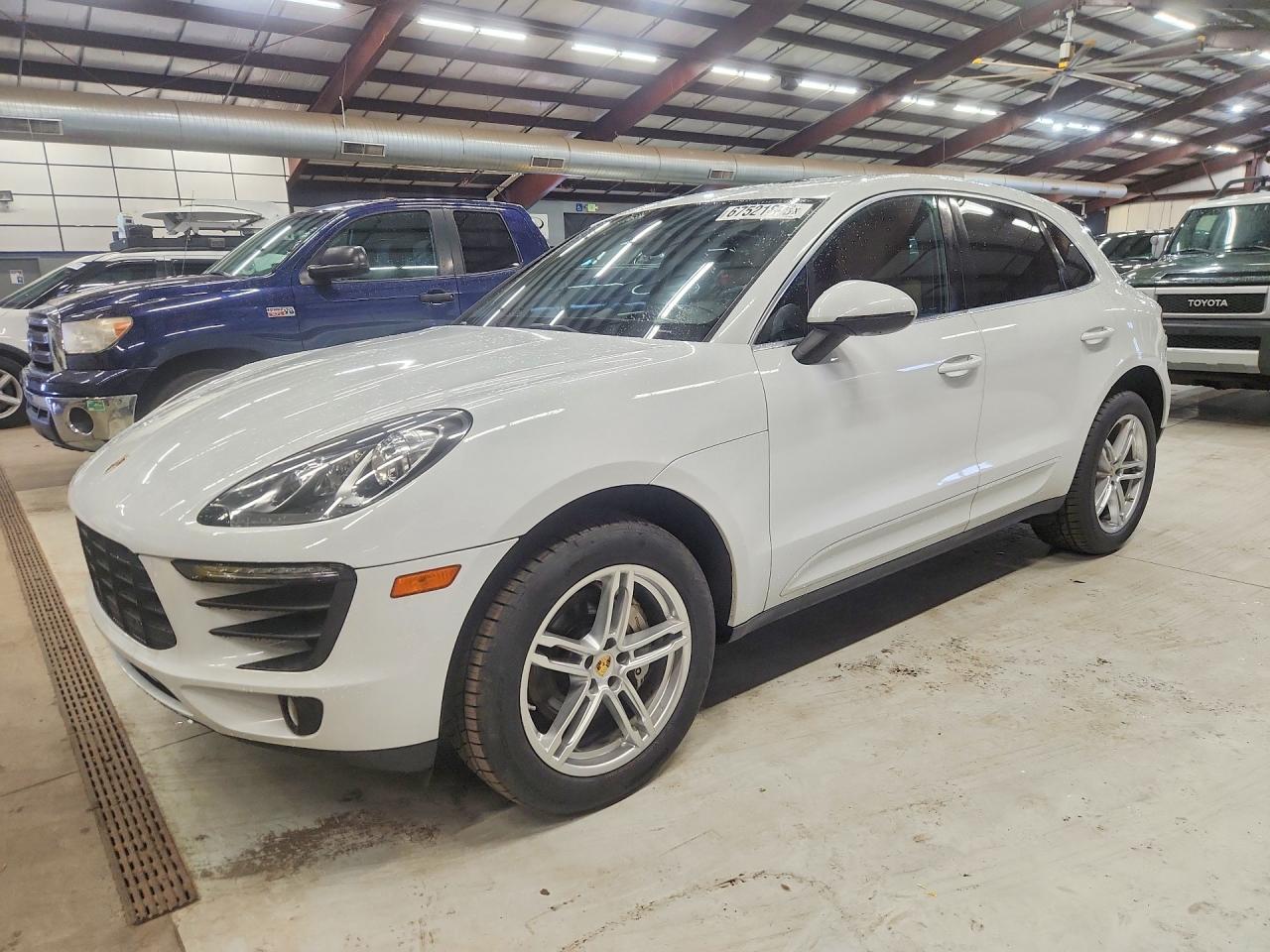 2017 Porsche Macan VIN WP1AB2A5XHLB20594 — COPART salvage auction photo