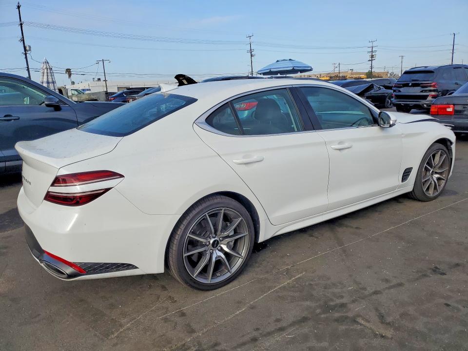 2026 Genesis G70 VIN KMTG14SC7TU164046 COPART salvage auction — FRONT END, AZ - DIS/DLR/EXP ONLY CLEAN TITLE (P), sold $10,000 on 2026-09-30 (photo 3)