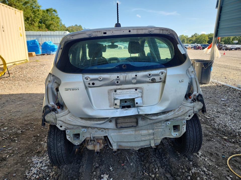 2016 Chevrolet Spark VIN KL8CB6SA7GC622922 COPART salvage auction — REAR END, SC - CERTIFICATE OF TITLE, sold $800 on 2026-09-17 (photo 6)