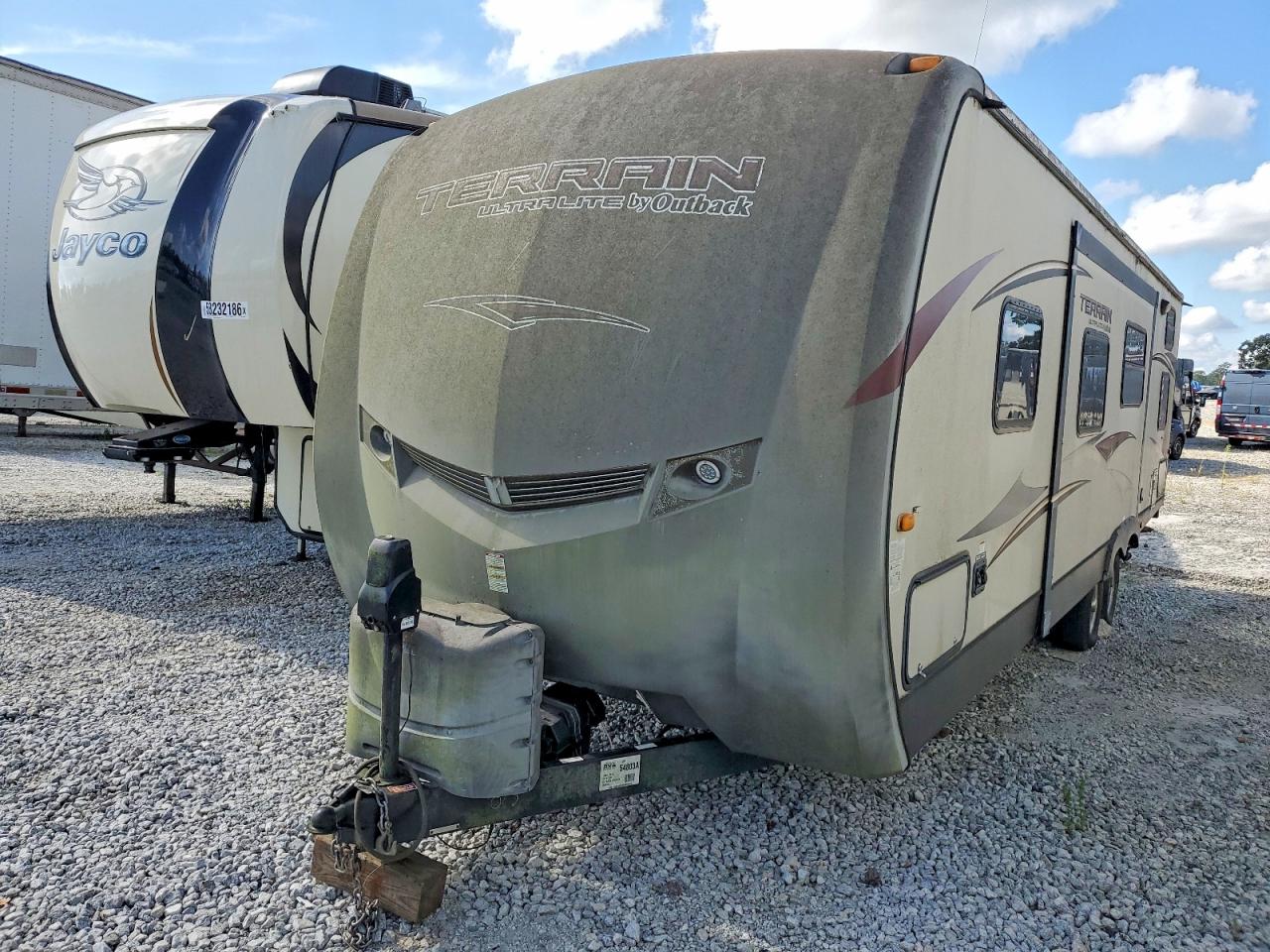 2013 Keystone Outbakloft VIN 4YDT29922DB452815 COPART salvage auction — Minor Dent/Scratches, ND - CERTIFICATE OF TITLE FOR A VEH, sold $4,250 on 2026-09-22 (photo 2)