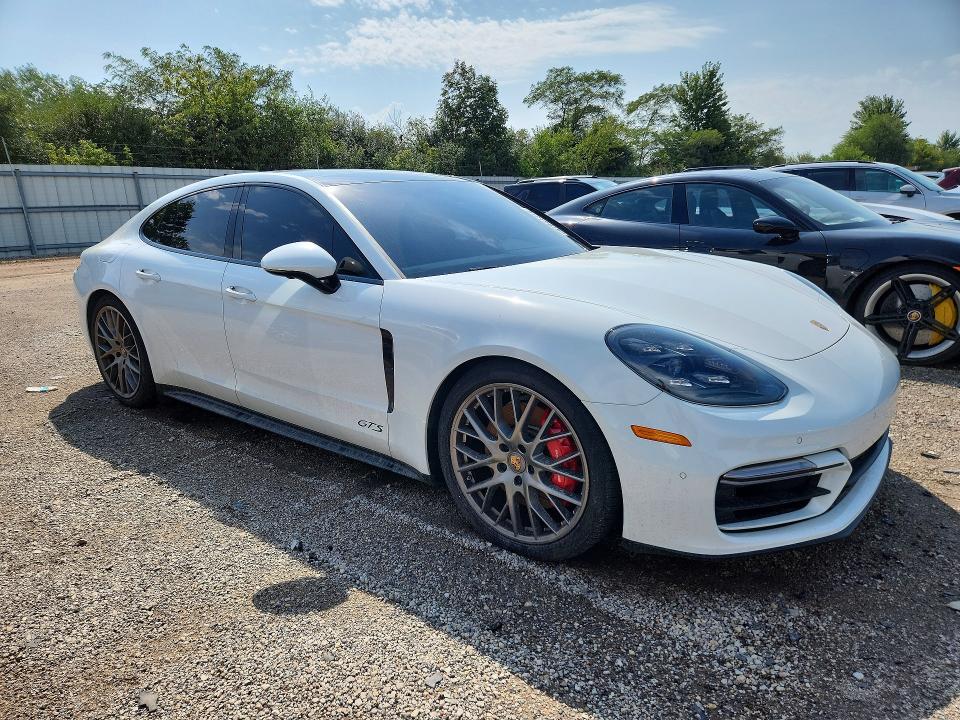 2022 Porsche Panamera VIN WP0AG2A74NL135480 COPART salvage auction — WATER/FLOOD, IL - SALVAGE CERT-FLOOD, sold $47,000 on 2026-09-29 (photo 4)