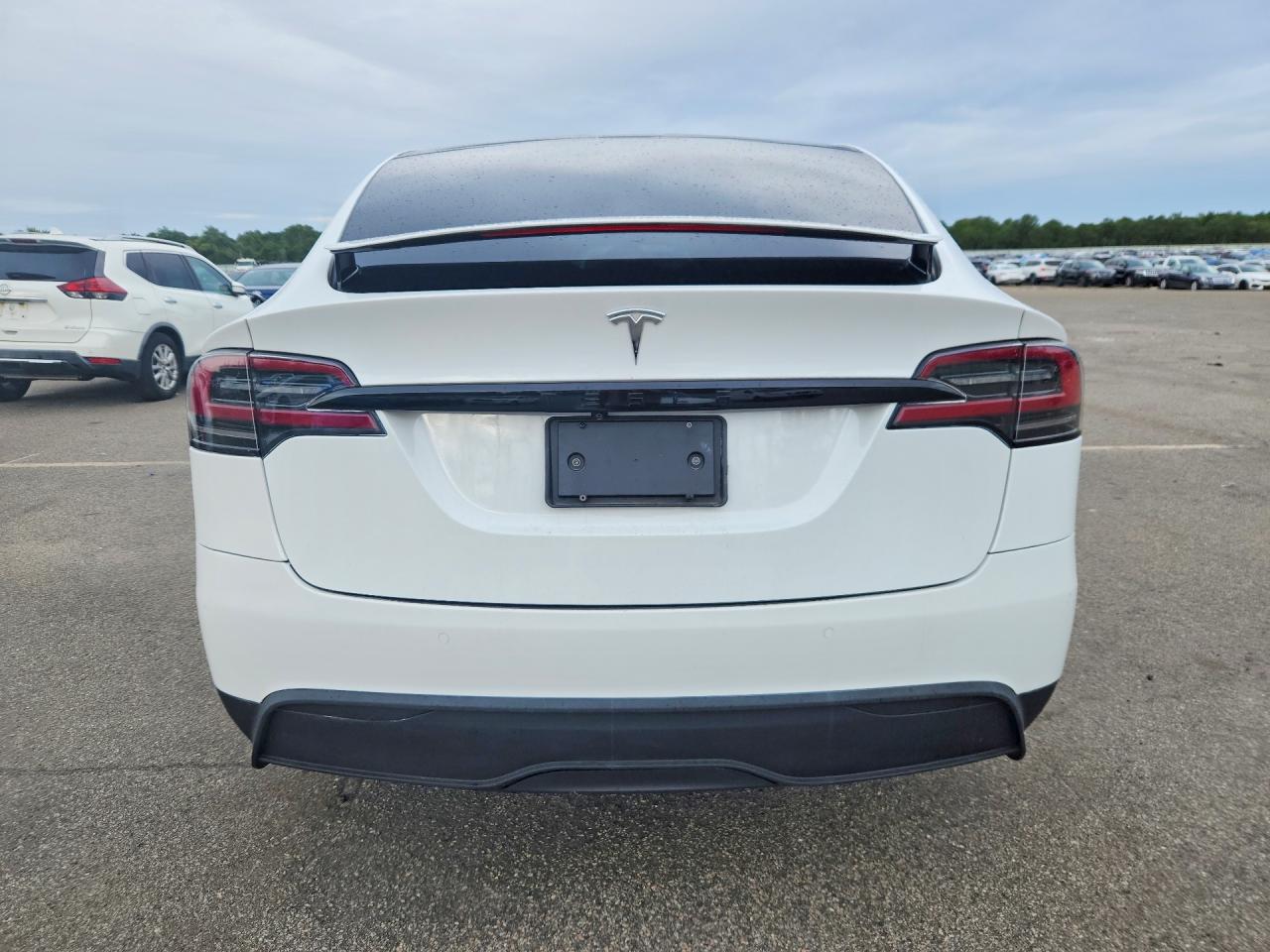 2023 Tesla Model x VIN 7SAXCDE55PF371154 COPART salvage auction — Minor Dent/Scratches, Ct - Clean Title, sold $28,250 on 2026-09-25 (photo 6)