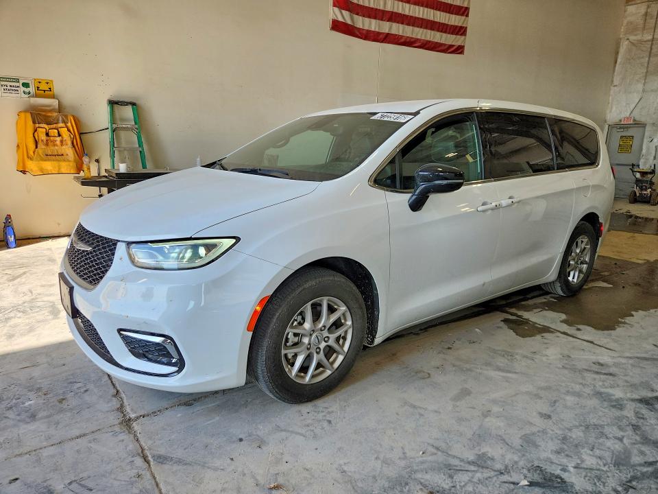 2025 Chrysler Pacifica VIN 2C4RC1BG7SR513155 — COPART salvage auction photo