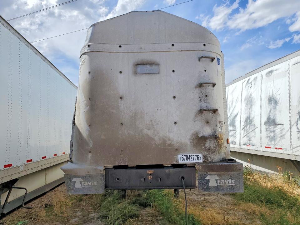 2011 Travis Unknown VIN 48X2F3924B1007043 COPART salvage auction — ROLLOVER, UT - SALVAGE CERTIFICATE (P), sold $275 on 2026-10-08 (photo 5)