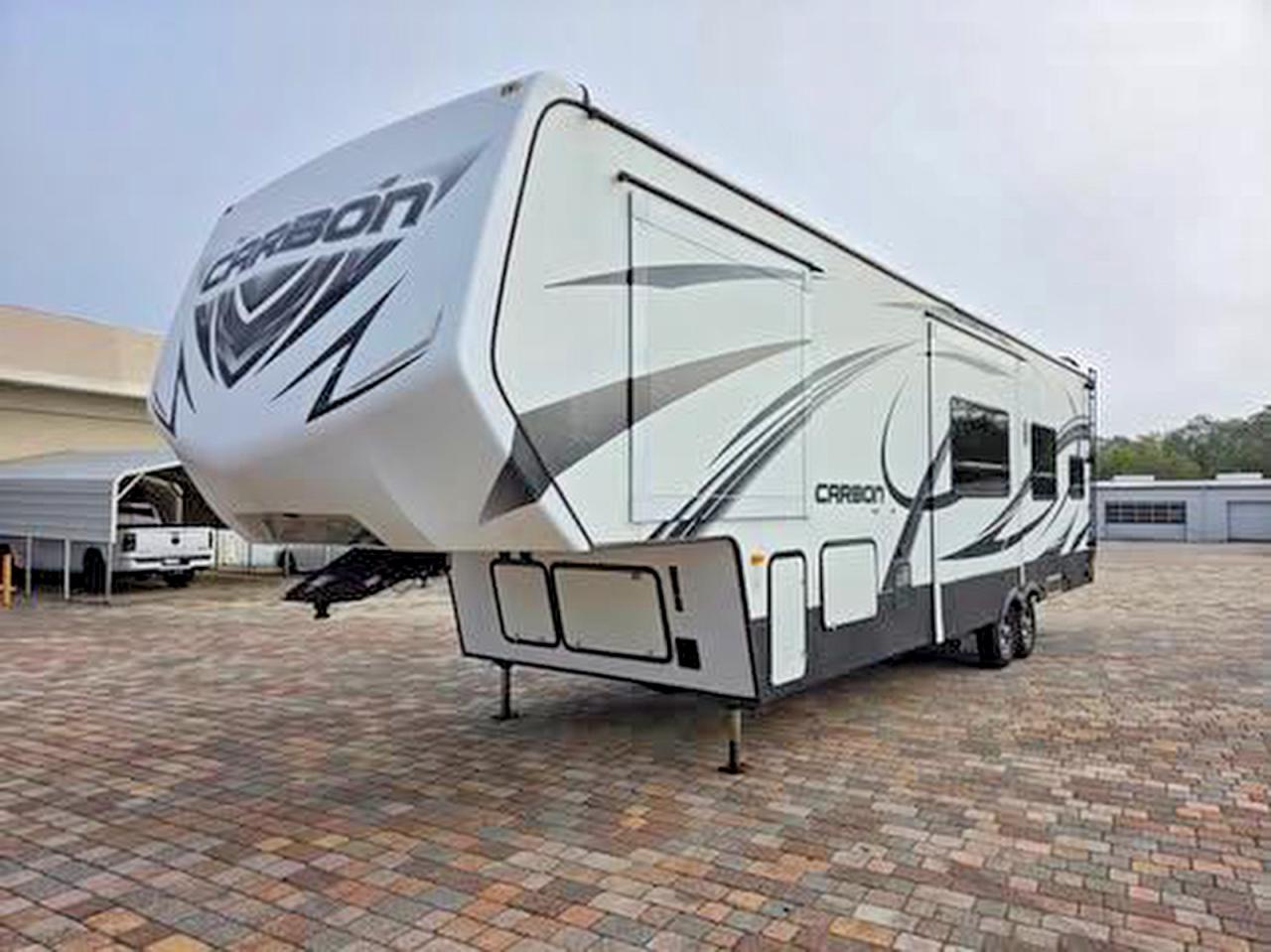 2014 Keystone Stb-36 VIN 4YDF32721ER805204 COPART salvage auction — Minor Dent/Scratches, FL - CERTIFICATE OF TITLE (P), sold $8,000 on 2026-09-11 (photo 2)
