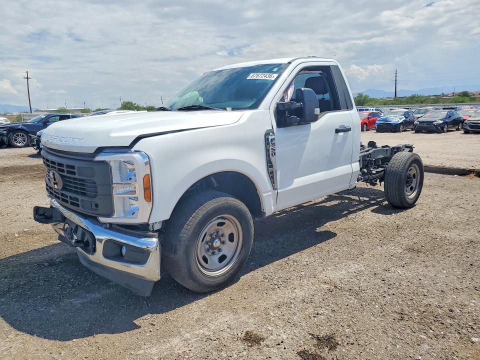 2024 Ford F-350 super duty VIN 1FTRF3AA6REC49109 — COPART salvage auction photo