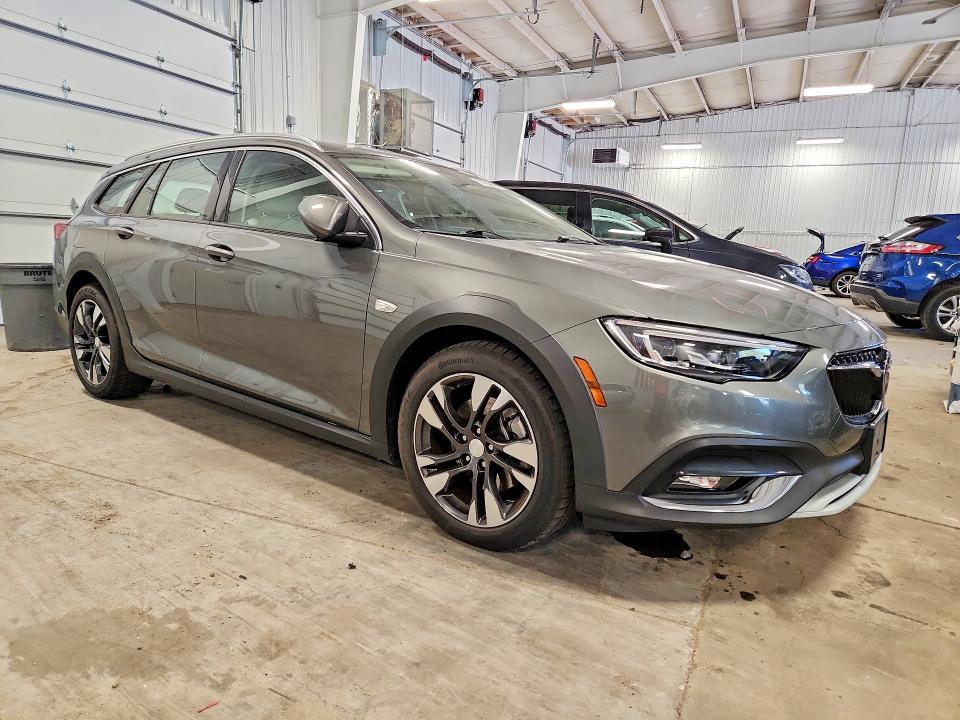 2019 Buick Regal VIN W04GV8SX0K1031961 COPART salvage auction — SIDE, Mn - Cert Of Title-Salvage, sold $3,750 on 2026-09-28 (photo 4)