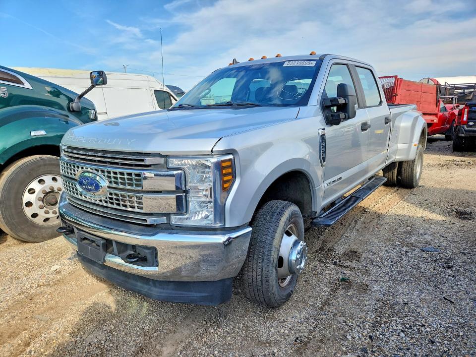 2019 Ford F350 VIN 1FT8W3DT3KEE72318 — COPART salvage auction photo