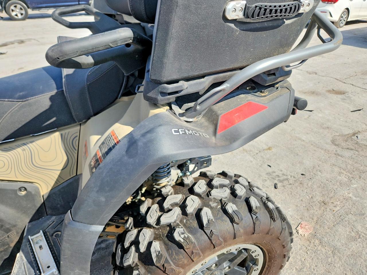 2026 cfmoto cforce VIN LCEFV1Z22TT000106 COPART salvage auction — Side, Ct - Clean Title, sold $7,700 on 2026-09-24 (photo 9)