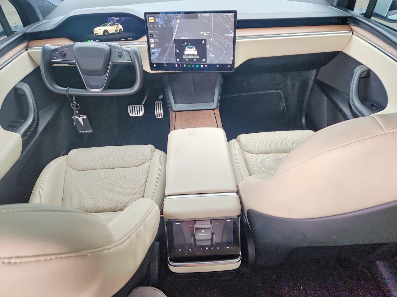2023 Tesla Model x VIN 7SAXCDE55PF371154 COPART salvage auction — Minor Dent/Scratches, Ct - Clean Title, sold $28,250 on 2026-09-25 (photo 8)