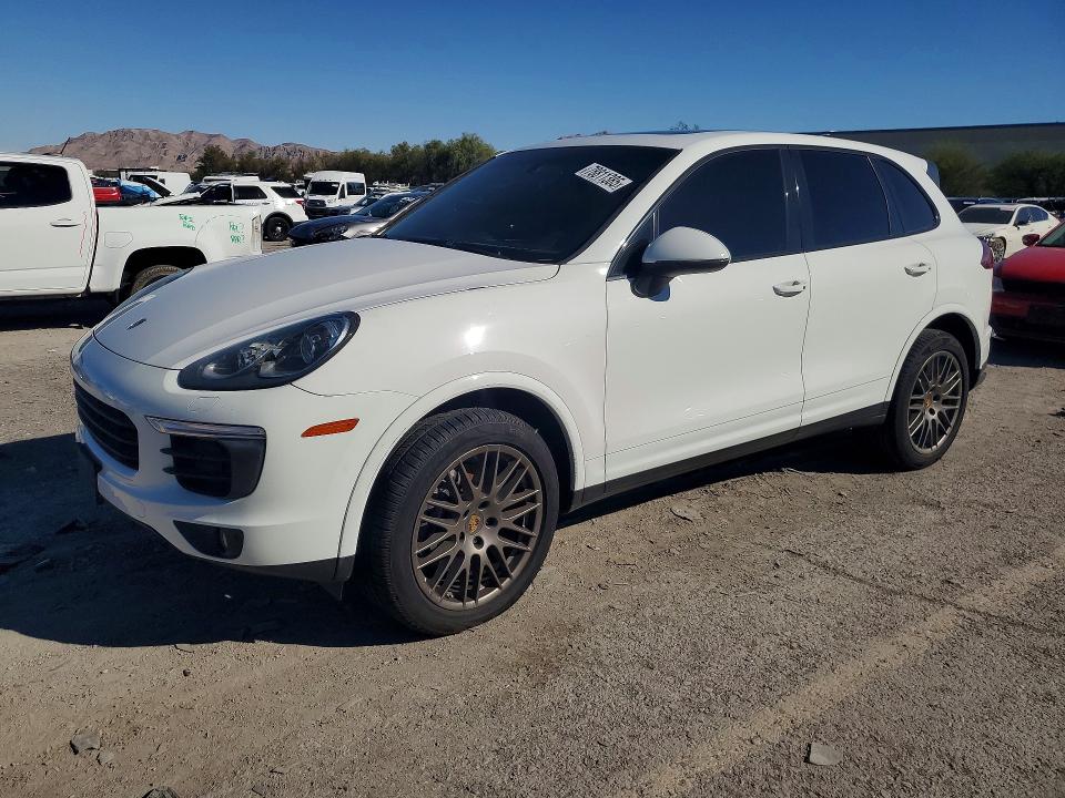 2018 Porsche Cayenne VIN WP1AA2A22JKA02088 — COPART salvage auction photo