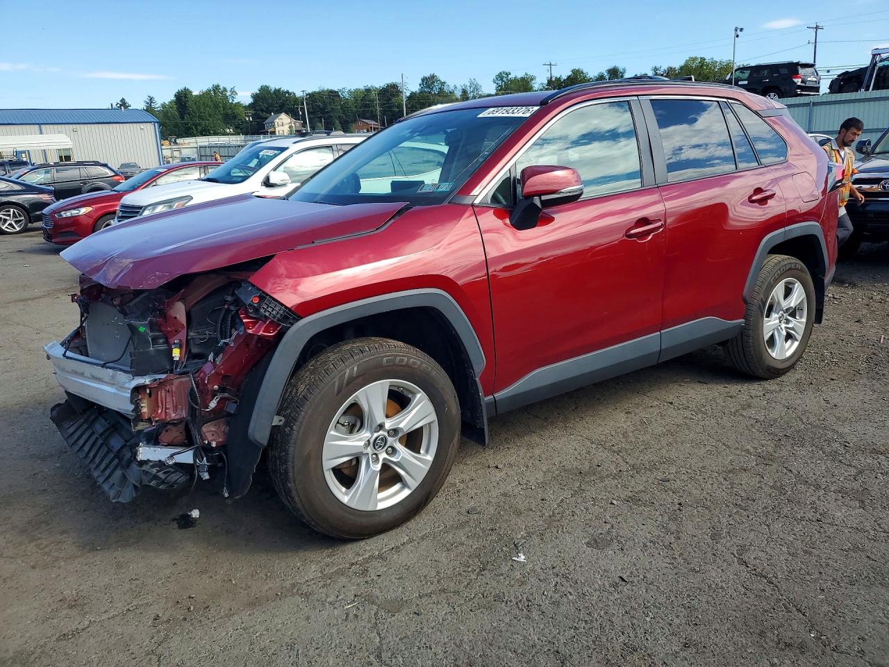 2019 Toyota RAV 4 VIN 2T3P1RFVXKC032974 — COPART salvage auction photo