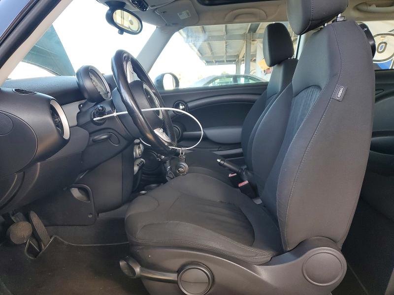 2010 Mini Cooper VIN WMWMF3C53ATZ60984 COPART salvage auction — FRONT END, Ca - Dis/Dlr/Exp Only Clean Title, sold $350 on 2026-10-01 (photo 7)