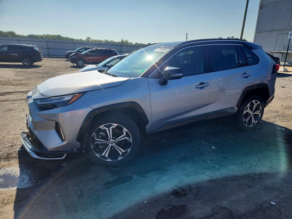 2025 Toyota Rav 4 VIN JTMFB3FV6SD286618 — COPART salvage auction photo