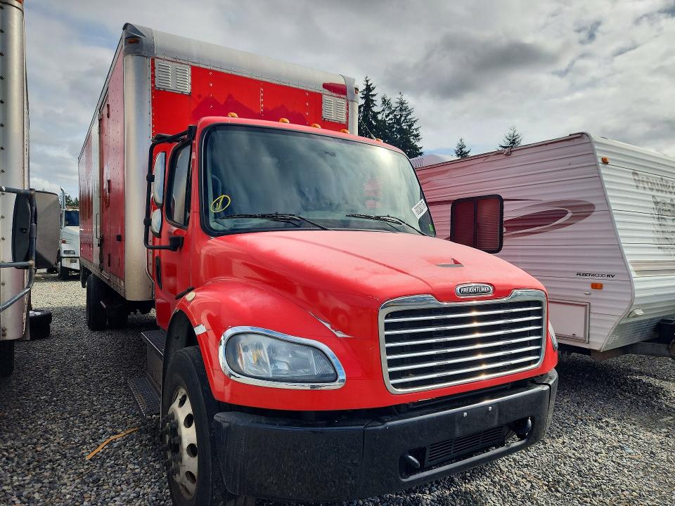 2017 Frht - freightliner VIN 3ALACWDT2HDJG7580 COPART salvage auction — MINOR DENT/SCRATCHES, WA - VEHICLE CERT OF OWNERSHIP-TITL (P), sold $4,100 on 2026-09-28 (photo 4)