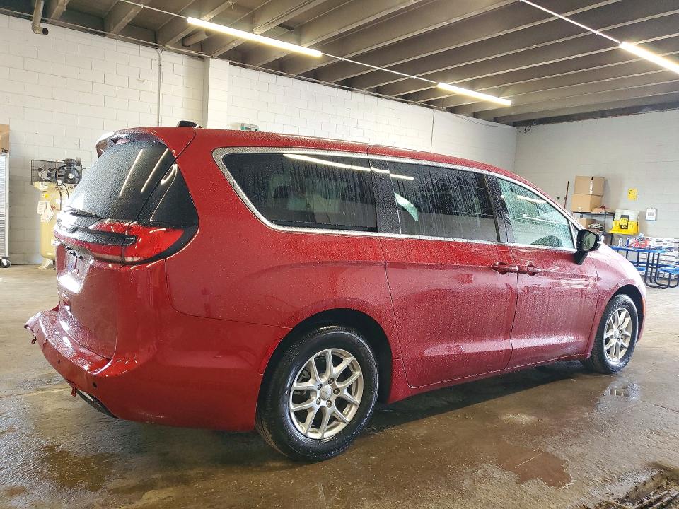 2027 Chrysler Pacifica VIN 2C4RC1BG2VR586132 COPART salvage auction — REAR END, Nj - Certificate Of Title (P), sold $23,000 on 2026-09-14 (photo 3)