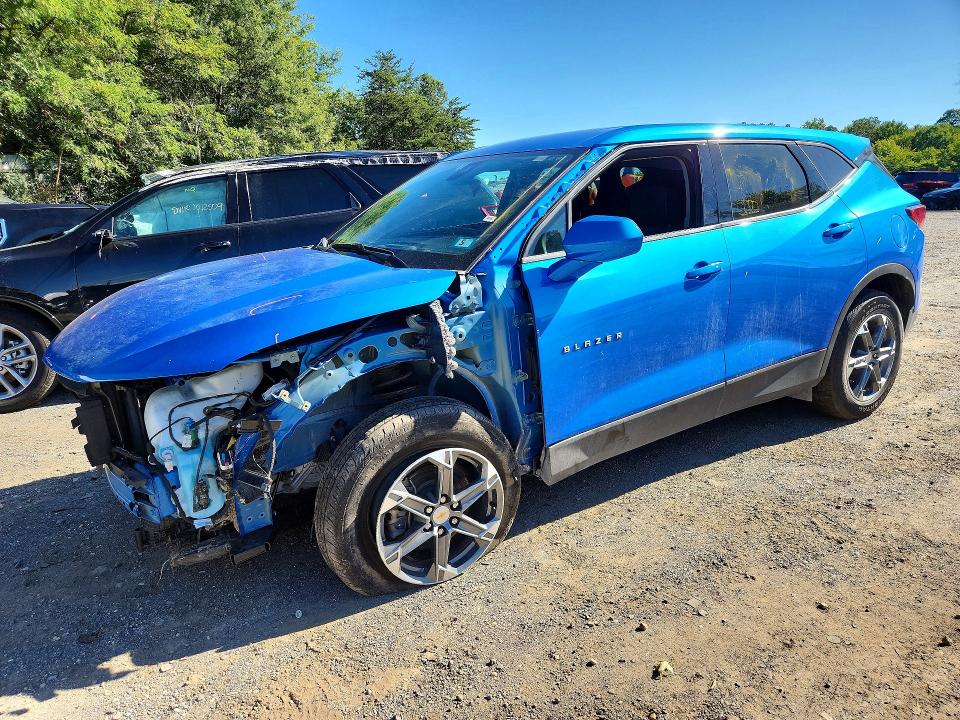 2025 Chevrolet Blazer VIN 3GNKBCR49SS252942 — COPART salvage auction photo