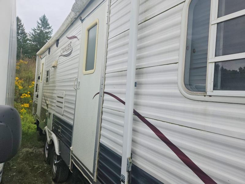 2008 Gulf stream Trailers VIN 1NL1GTN2181042298 COPART salvage auction — ROOF, ON - PERMIT NO BRAND - UNFIT, sold $200 on 2026-09-24 (photo 6)