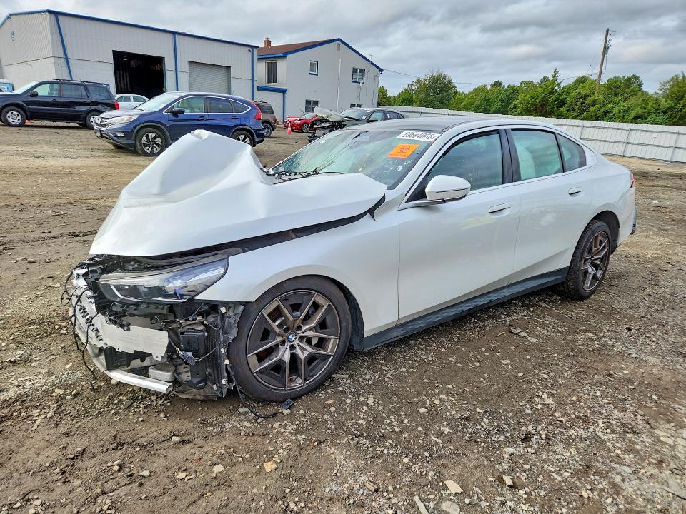 2026 BMW 5er VIN WBA53FJ09TCV85594 — COPART salvage auction photo