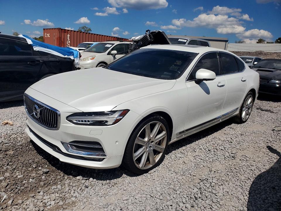 2017 Volvo S90 VIN YV1A22ML5H1000493 — COPART salvage auction photo